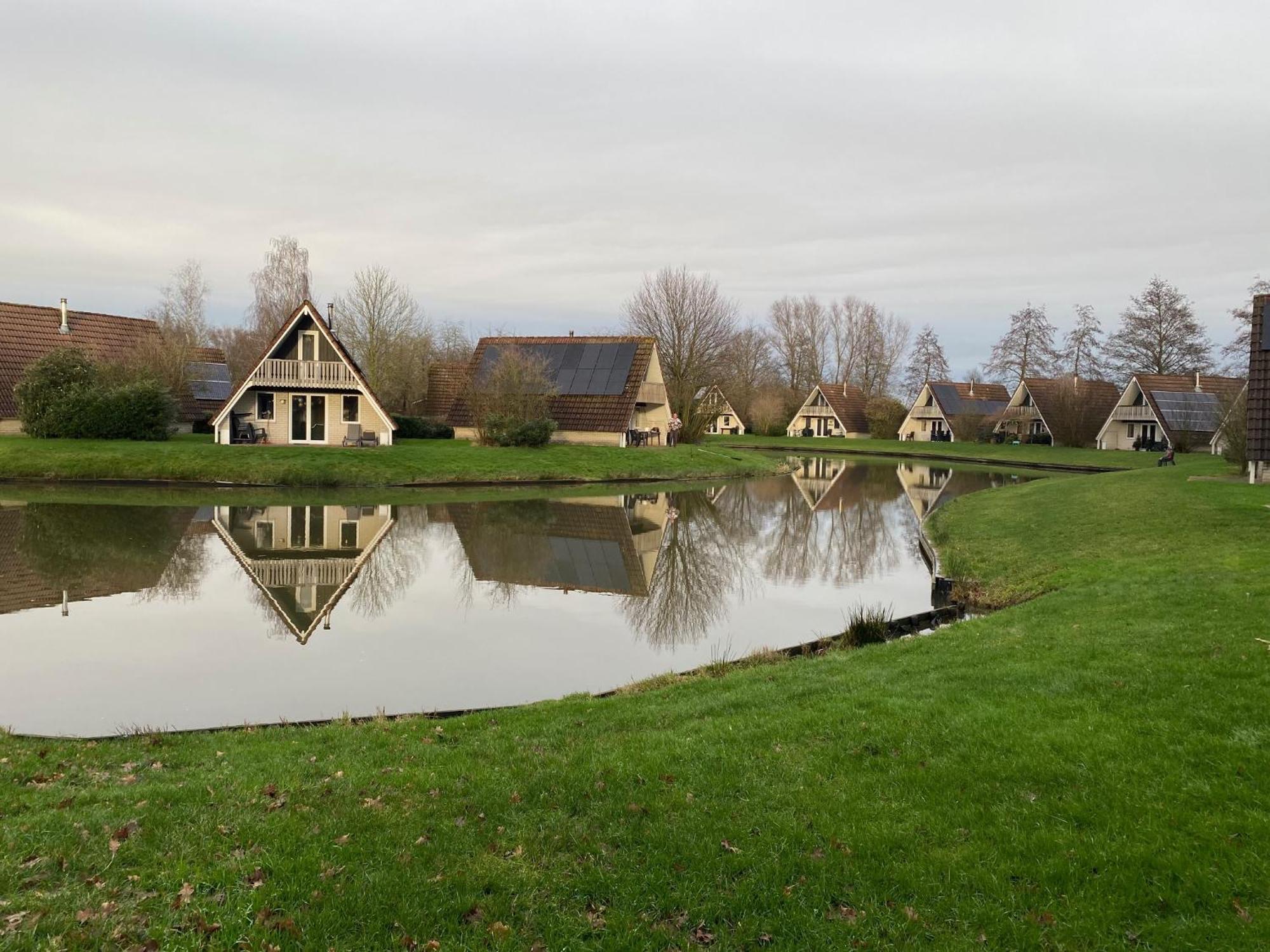 Bungalows In Het Holt Gramsbergen الغرفة الصورة